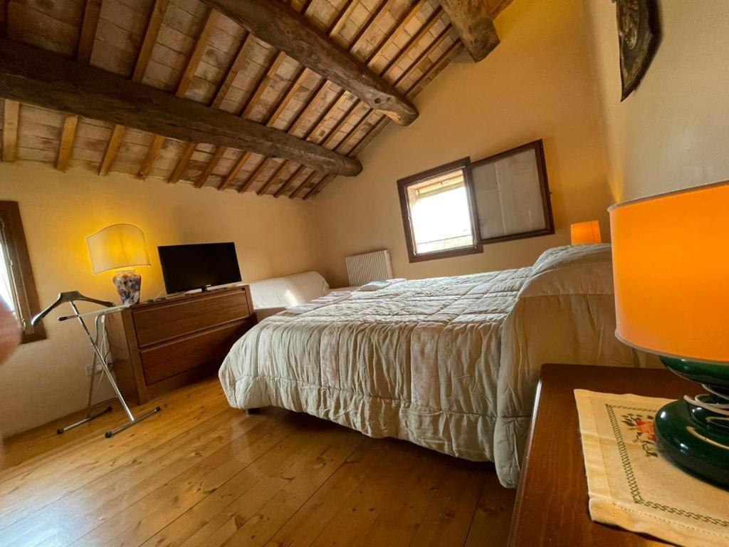 La Casa Di Laura Lägenhet Castelcucco Exteriör bild